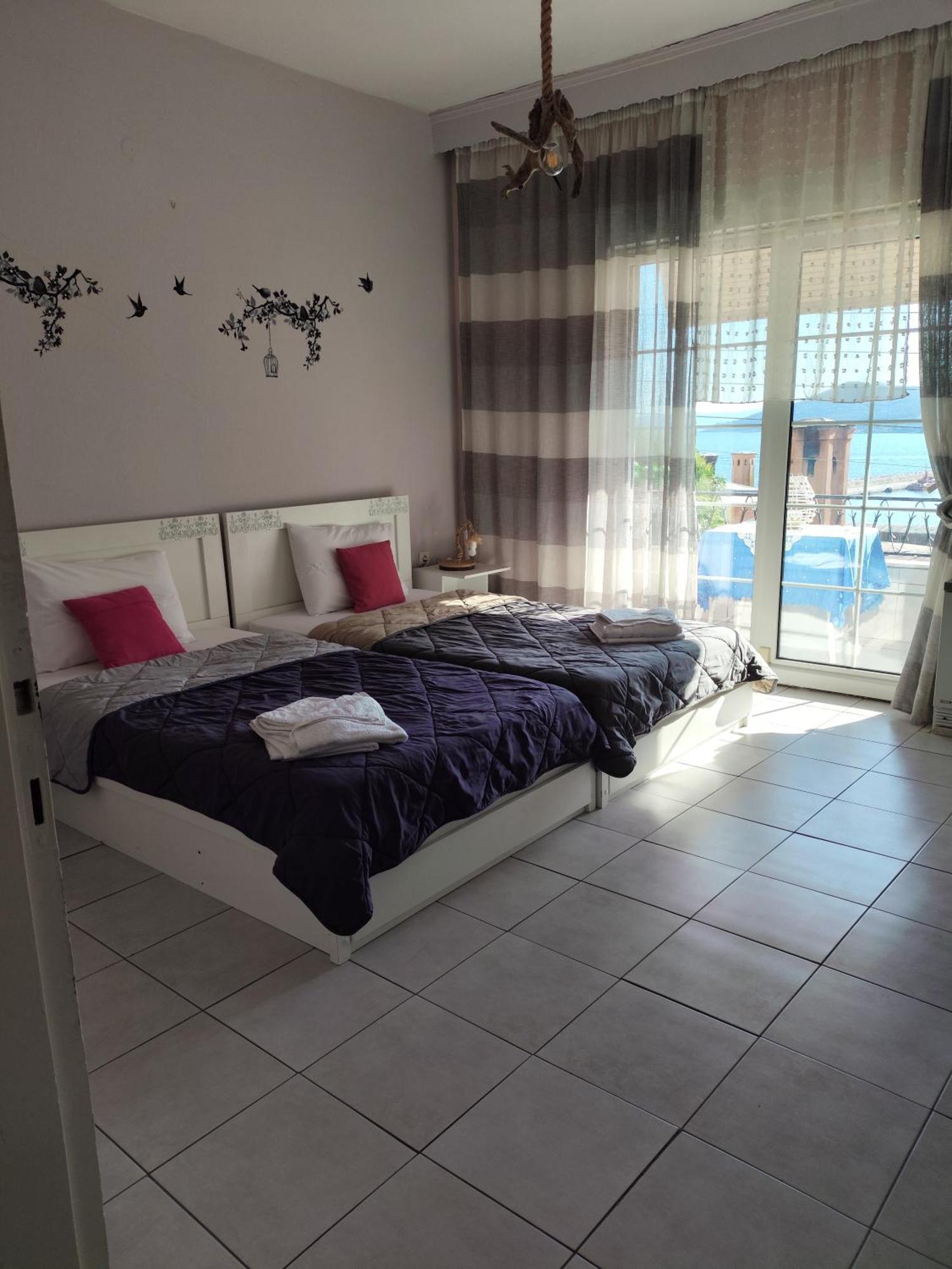 Апартаменты Nikol & Stella'S House Кавала Экстерьер фото